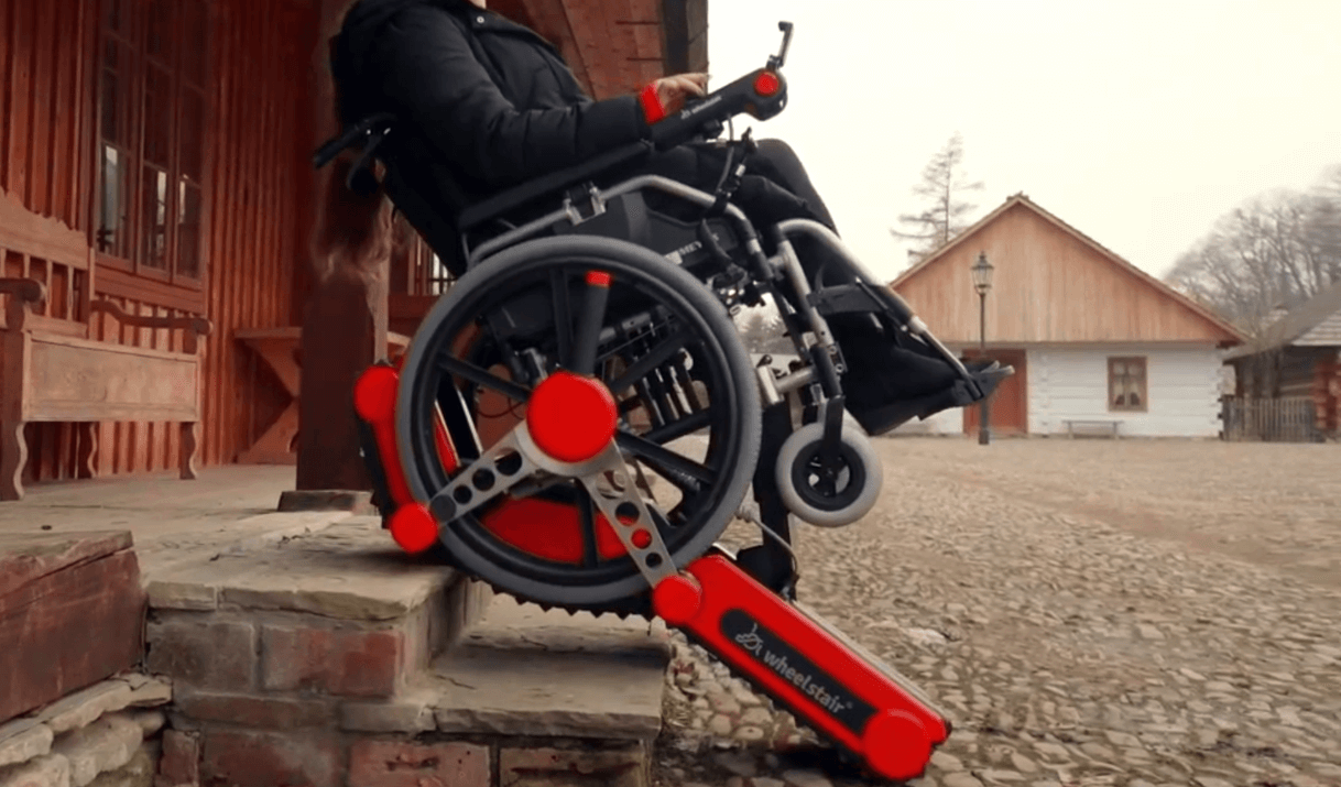Dostawka do wózków inwalidzkich